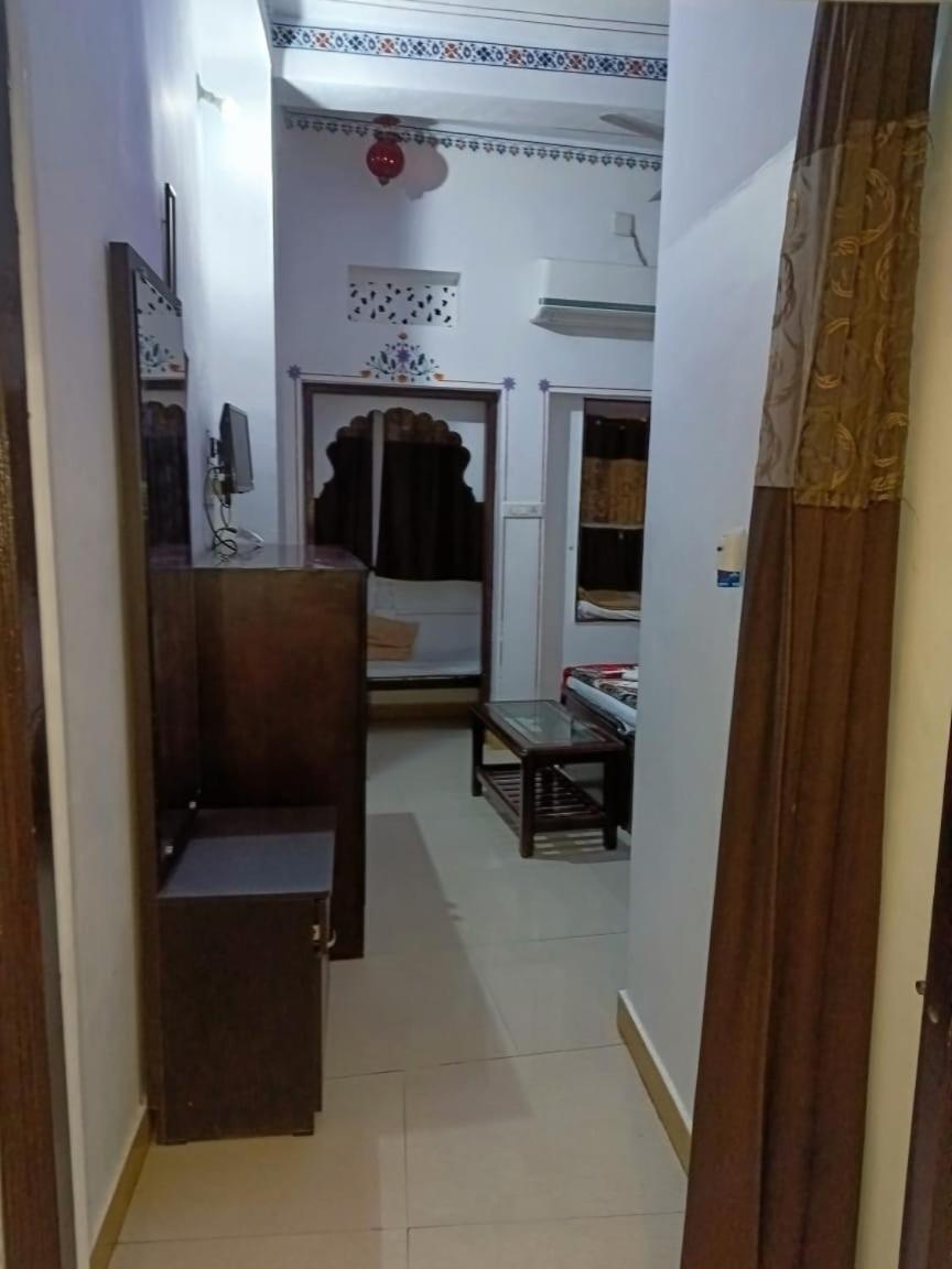 The Royal Lake View Villa Udaipur Extérieur photo